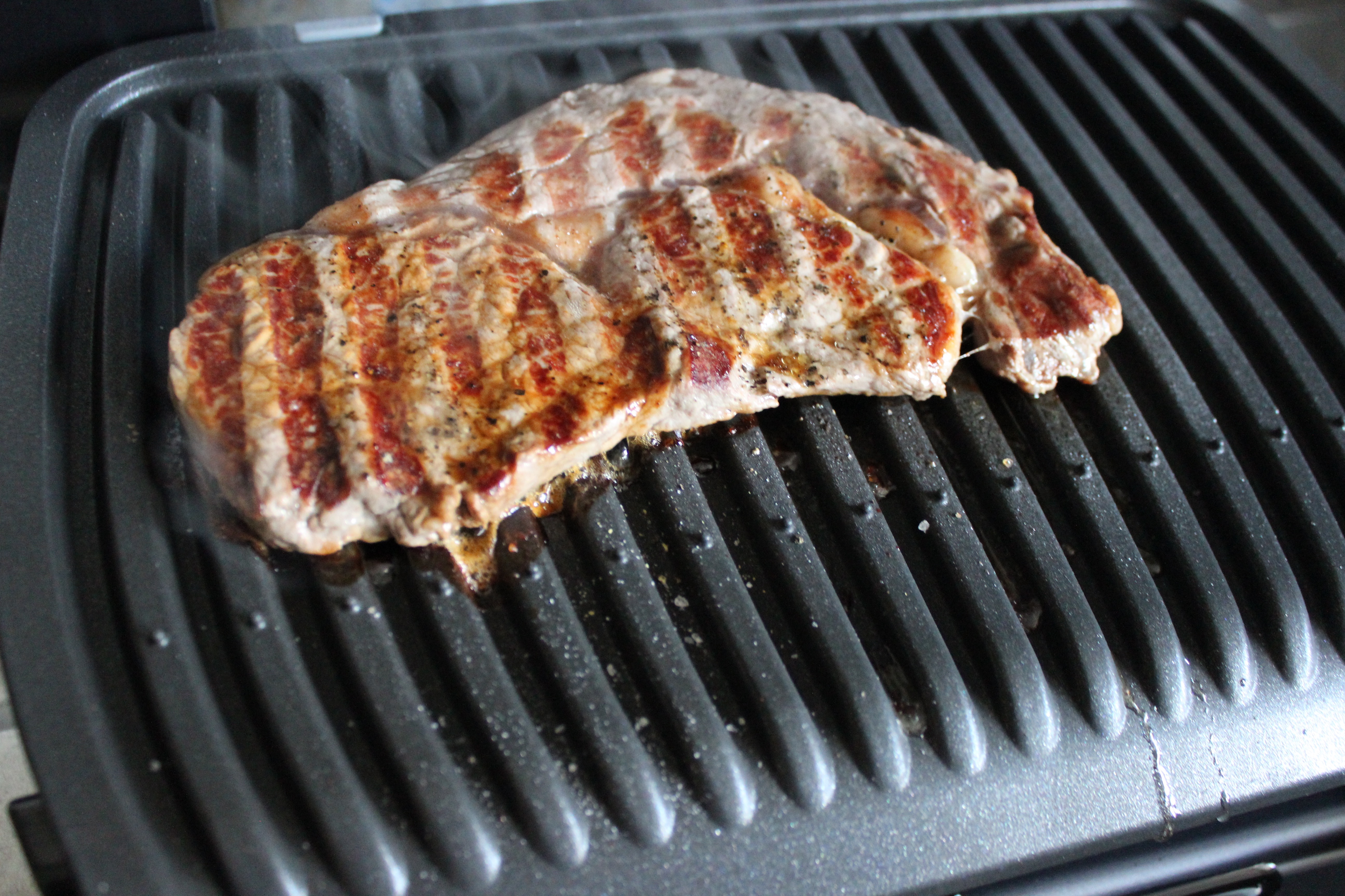 Tefal OptiGrill cooks everyone the perfect steak all at the same time