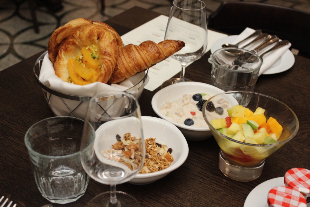 Brunch and breakfast Les Deux Salons