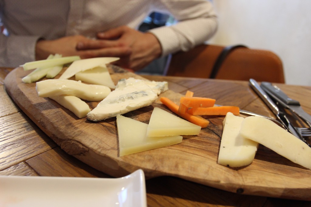 taleggio-caciotta-pappepata-piedmonte-blue-cheese-pecorino-romano-pecorino-sardo