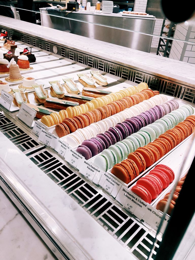dominique-ansel-macaroons