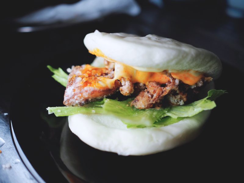 Japanese fried chicken bao with spicy mayo recipe the food connoisseur
