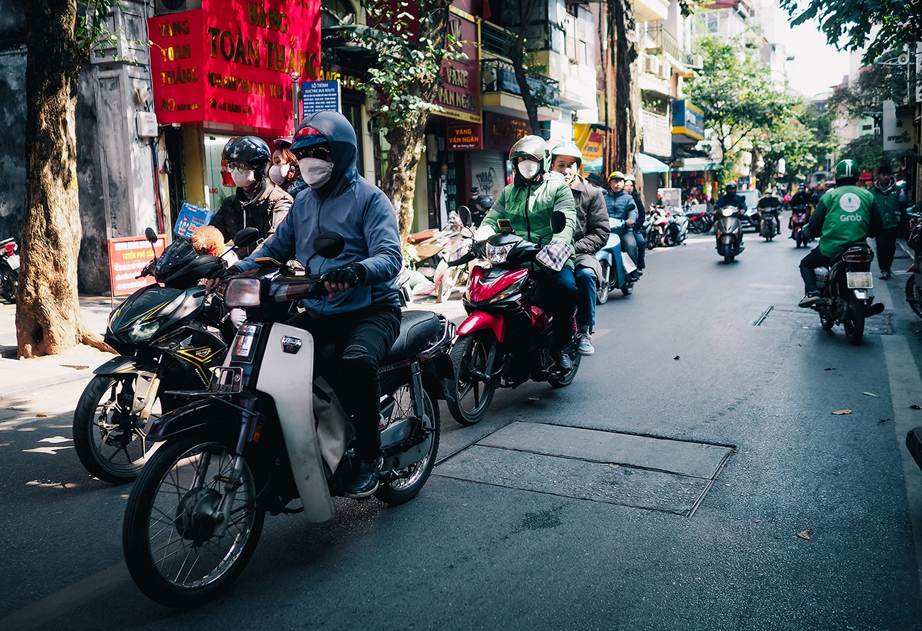 motorbikes grab drivers and riders Hanoi