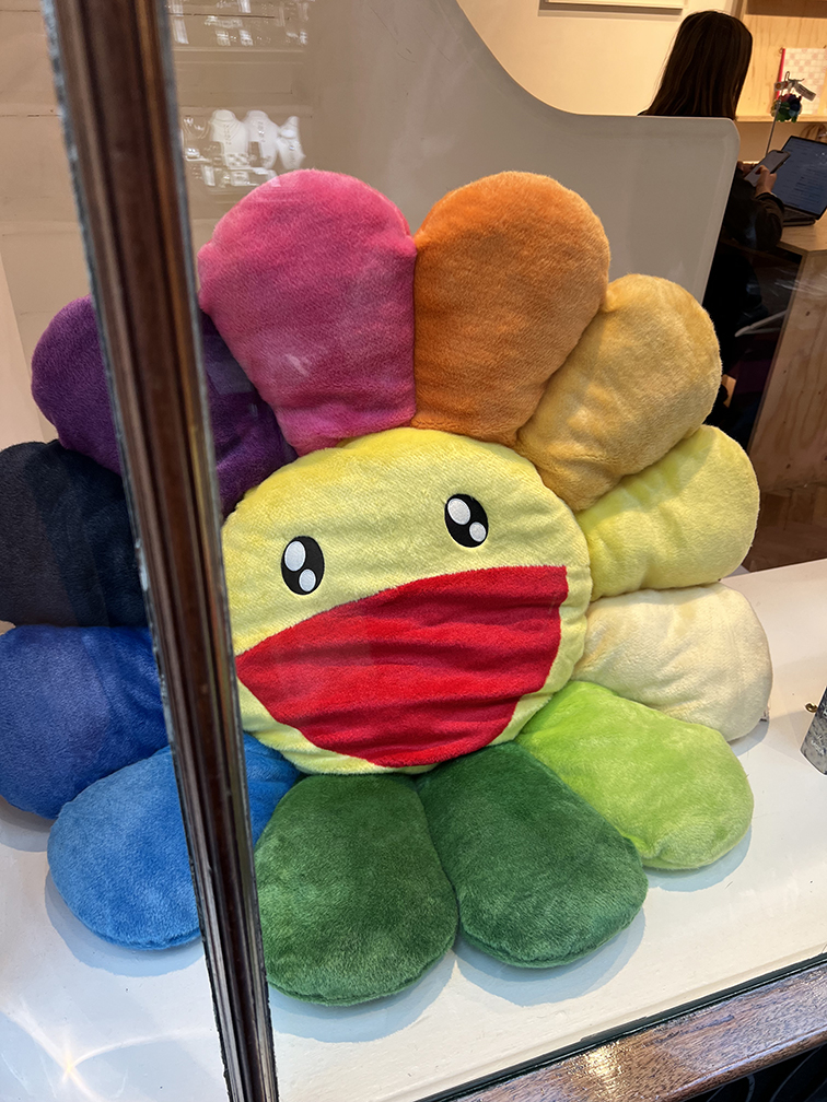 Takashi Murakami flower cushion