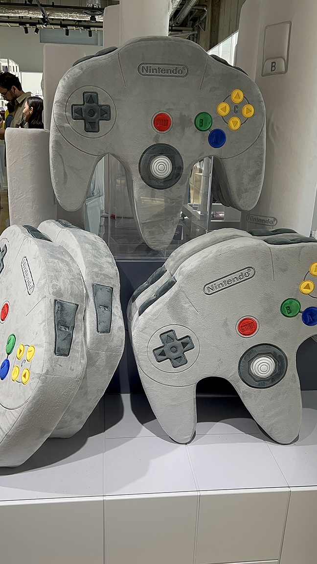 N64 controllers