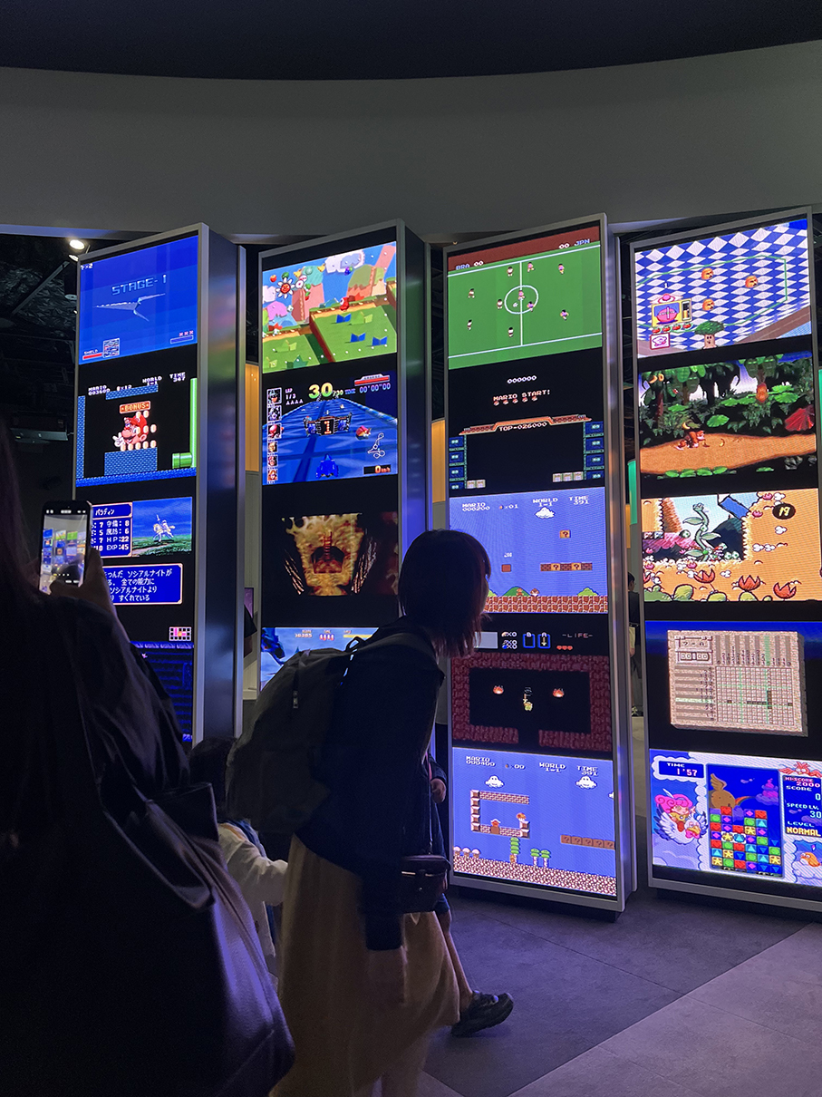 Nintendo Kyoto games display