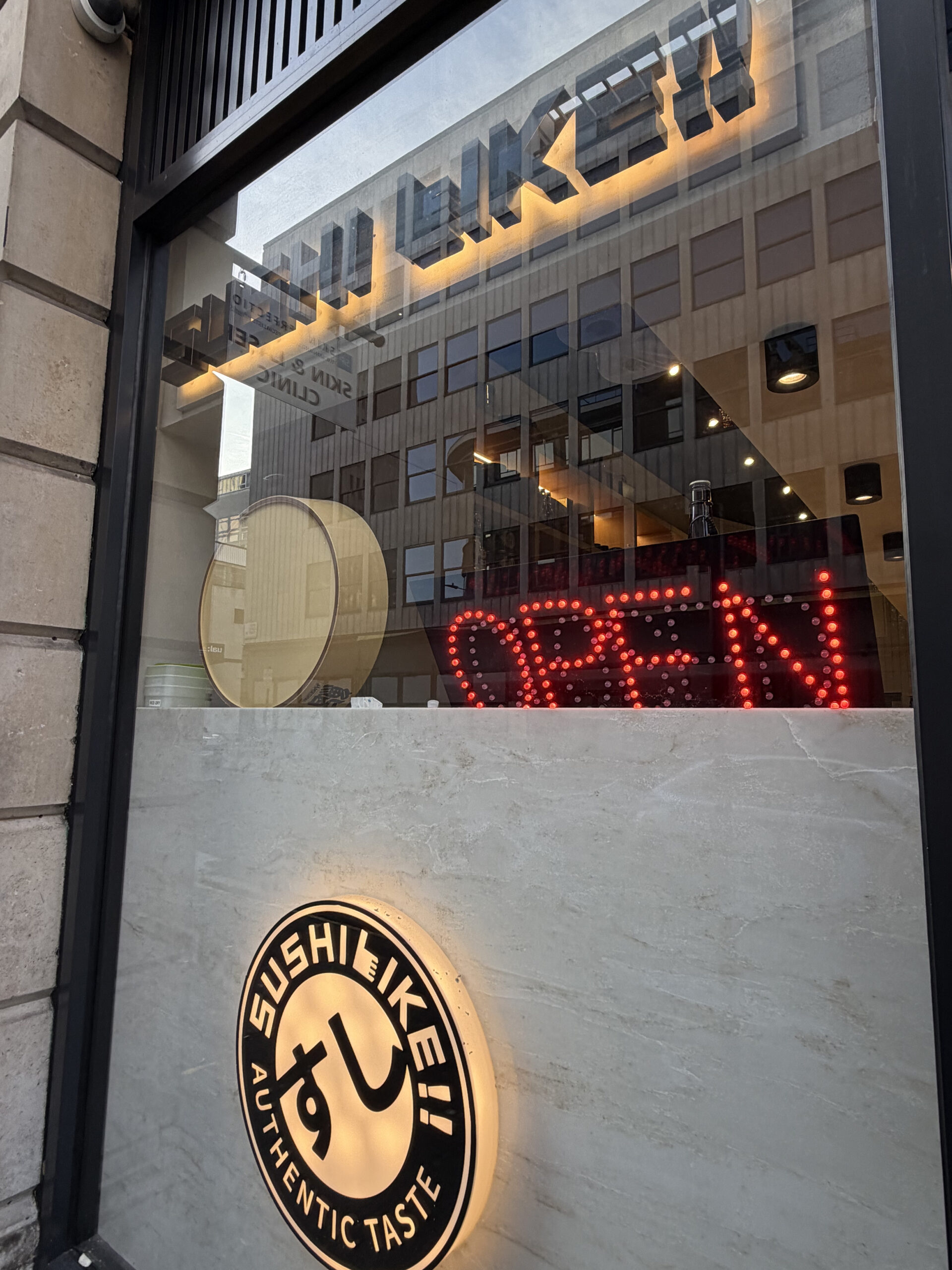 Sushi Like by Kintan outside