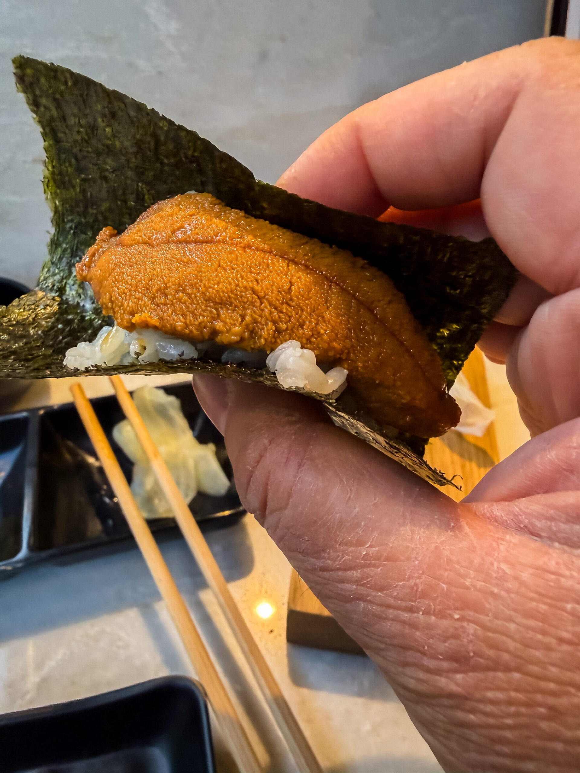 Uni sea urchin temaki handroll