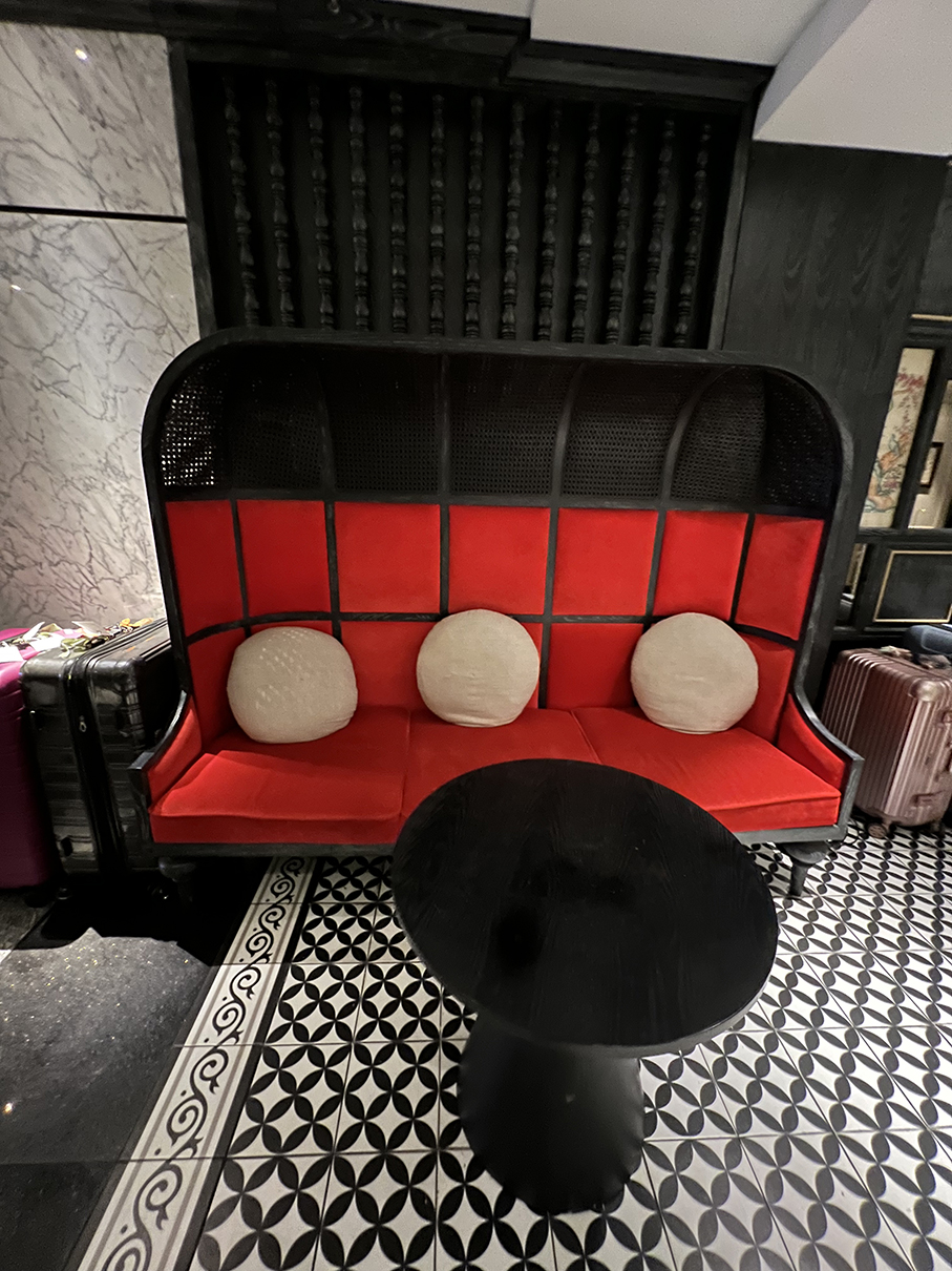 lobby area in Shining Central Hotel