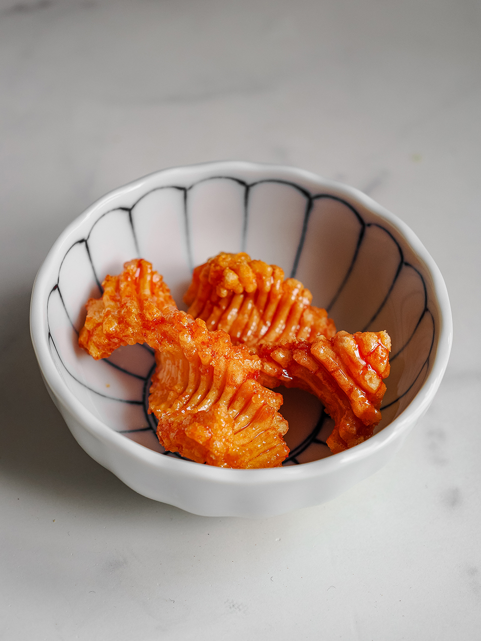 Taiho crackers in Kobachi bowl