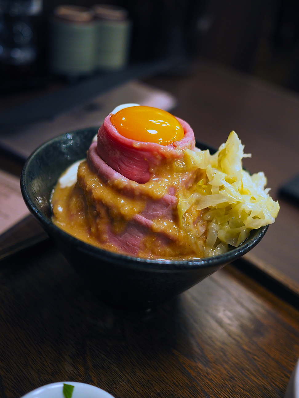side view of rich roast beef set Roast Beef Ohno Harajuku