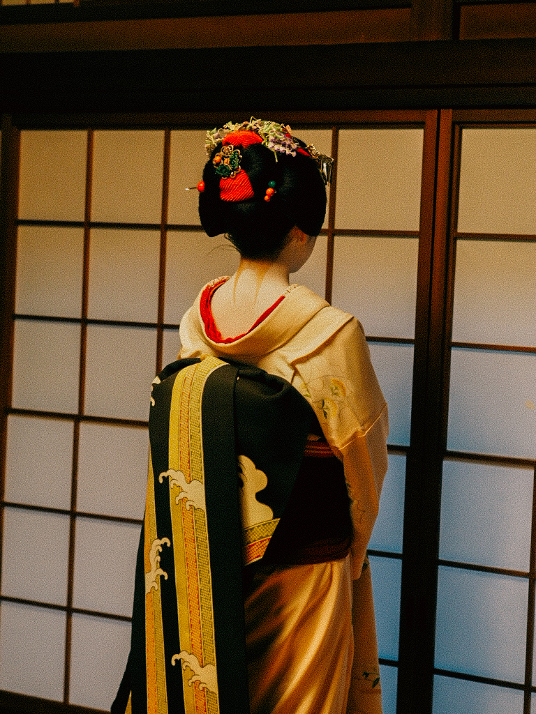 Kimono Tea Ceremony MAIKOYA Gion Kiyomizu Geisha